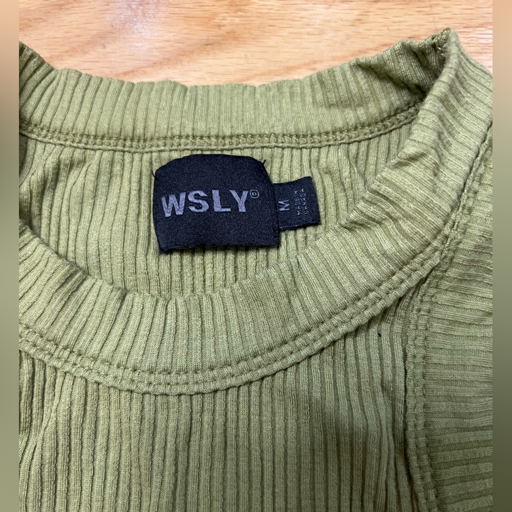 Rivington Ribbed Cropped Tank - Picture 3 of 3